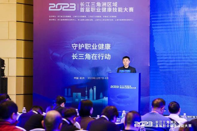 了他在国家 了他在国家