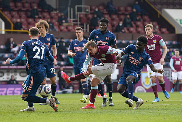 球员难免会 球员难免会