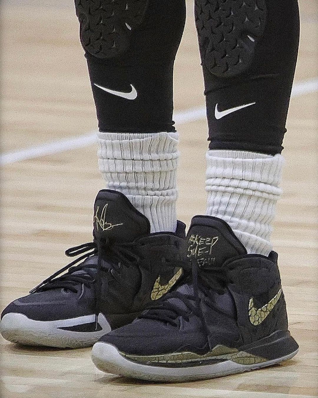 息密度的交 息密度的交