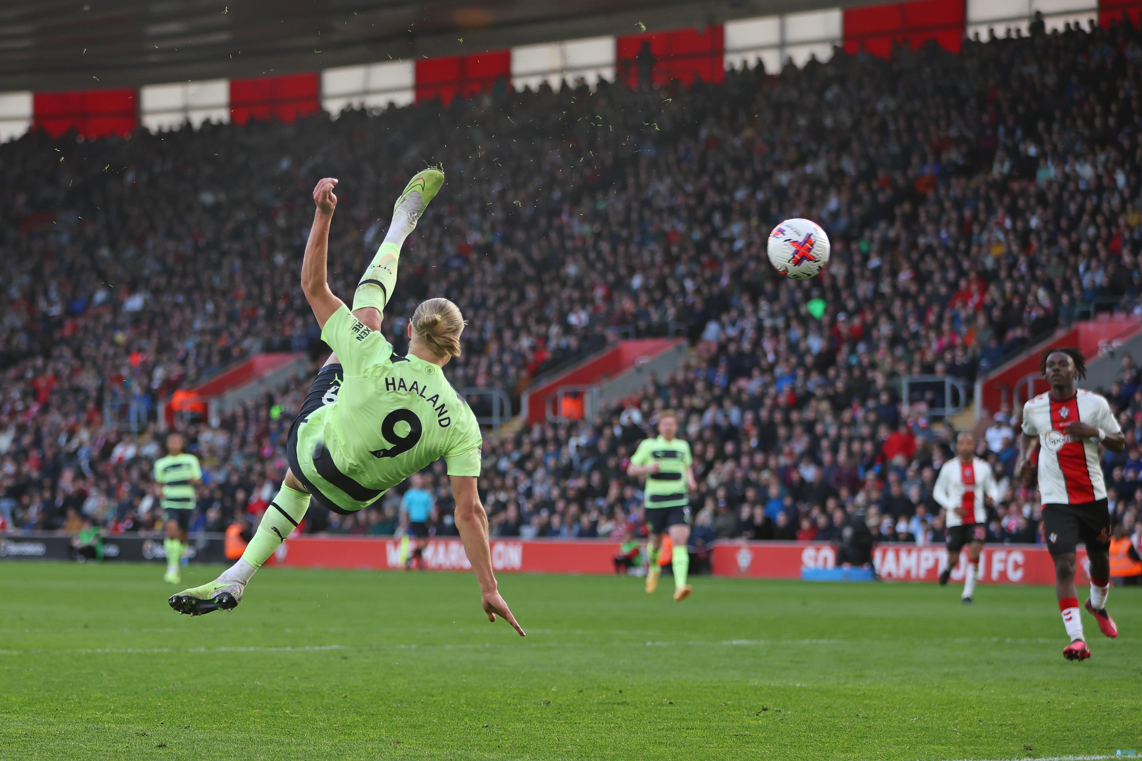 为什么外野防守中的精准转传是顶级强队在关键时刻阻断得分的关键